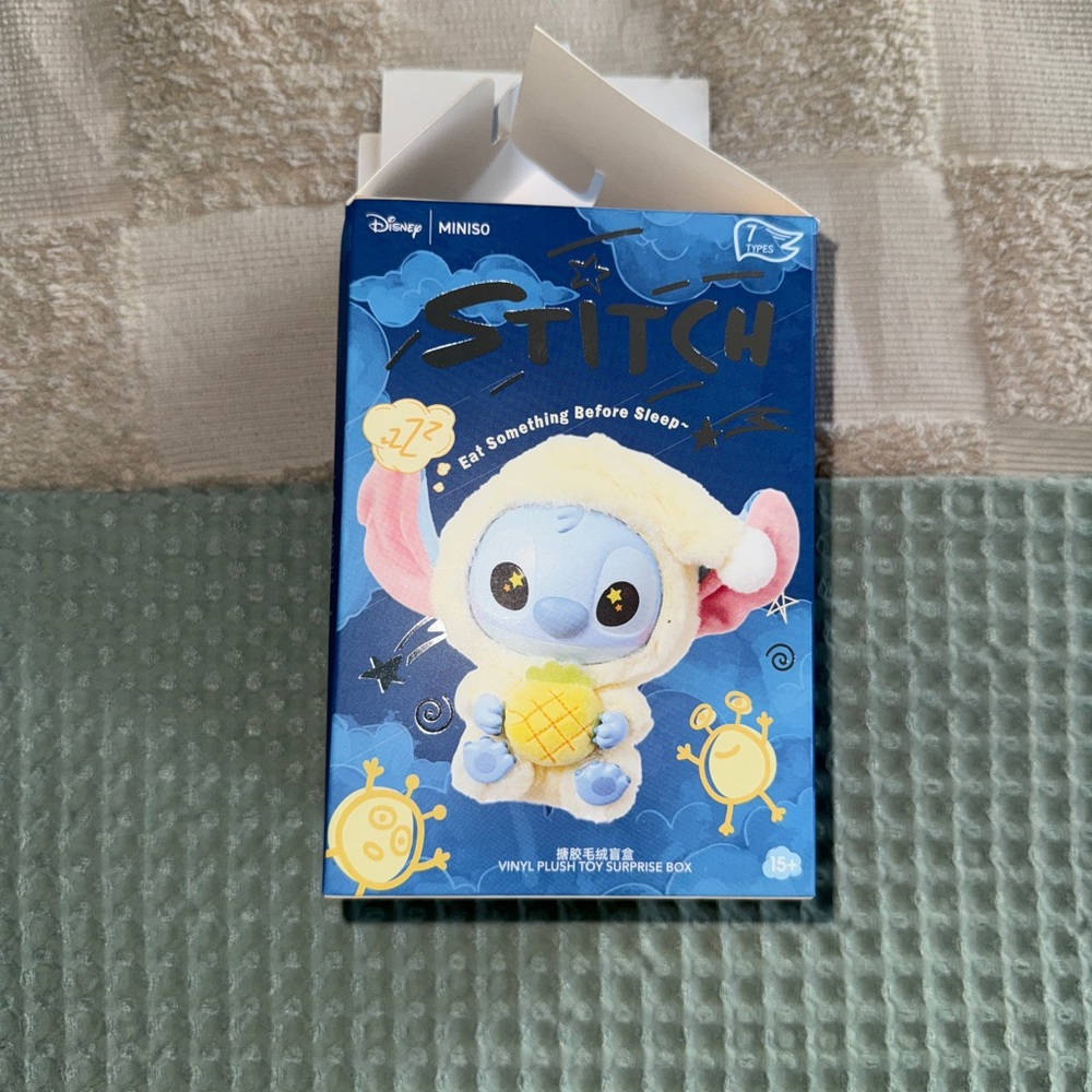 Disney x Miniso Stitch Eat‎ Something Before Sleep Blind Box